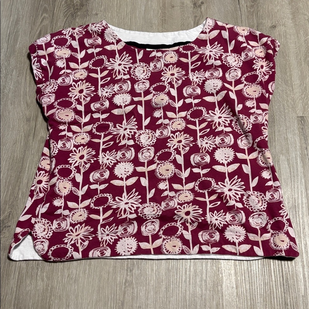 Floral Print Top in Red and Pink-untreated mark